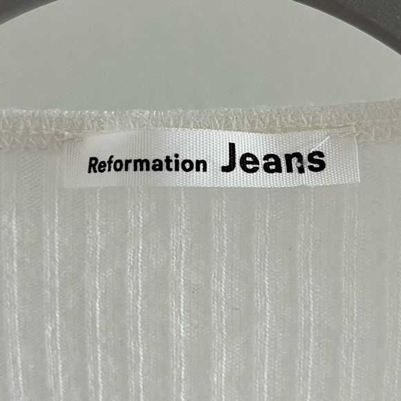 REFORMATION JEANS | Petalo Ribbed Wrap Ballet Crop Top in Cream | Size Large - Picture 7 of 10